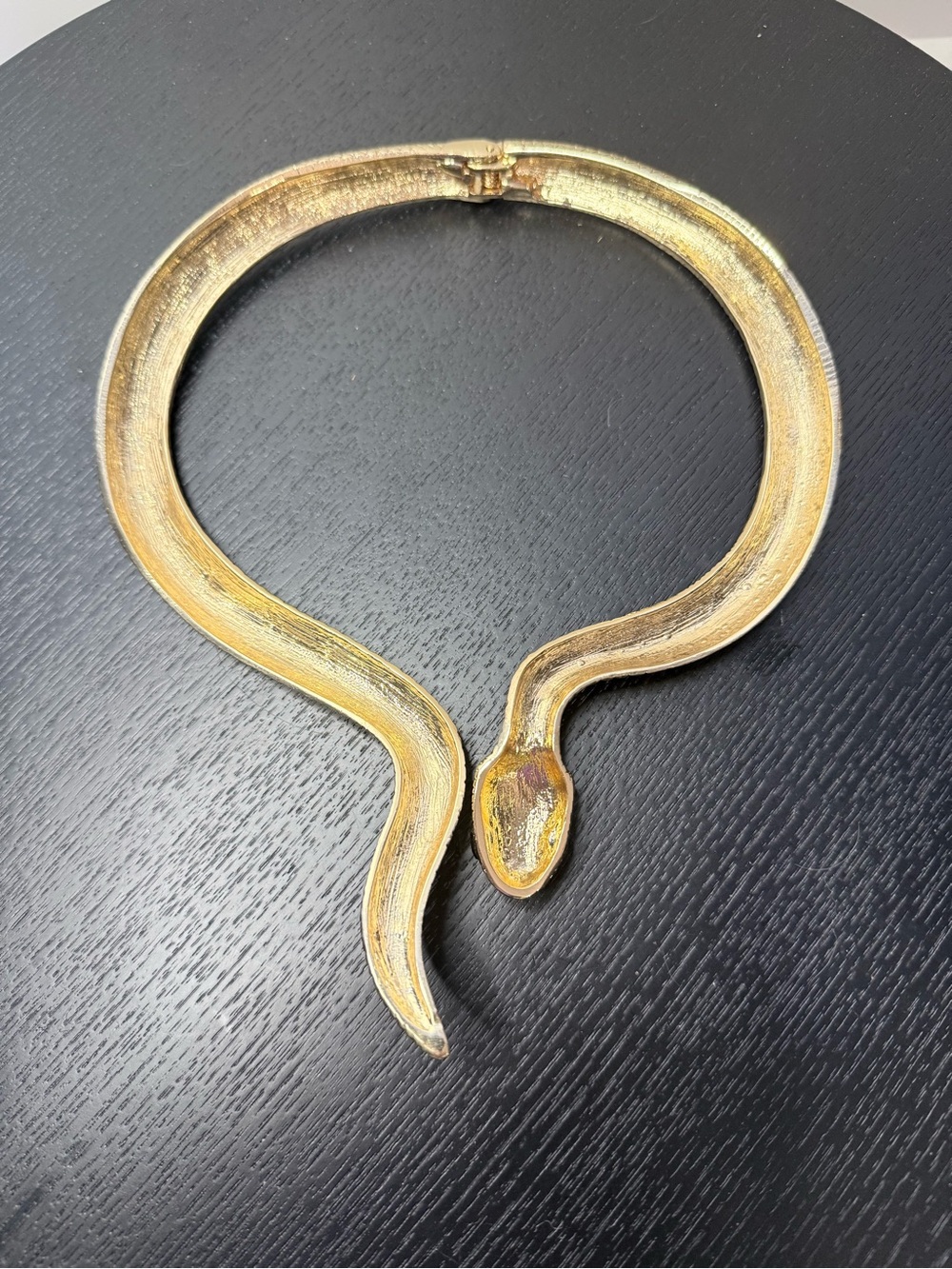 Gold-Tone Snake Collar Necklace 🐍 - Picture 6 of 6
